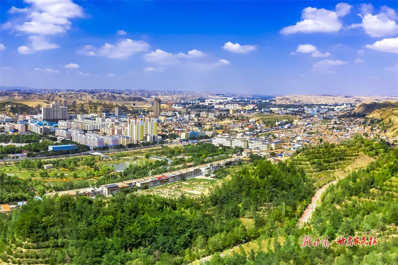 1728633481912062.jpg 1727425824308025518.jpg