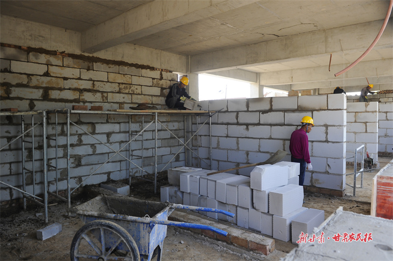 1728633617412663.jpg 1727426118809069625.jpg