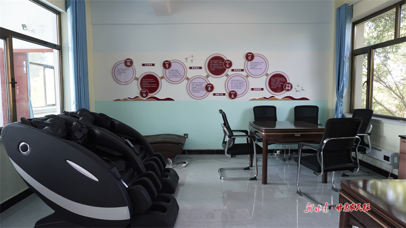 1728633671106348.jpg 1727426286479058587.jpg