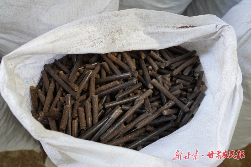 d7e1e56be23be2f015110cdf27a5701