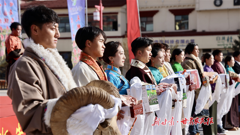 CBBBF0A73CE6011325B6BDCB1610AE21