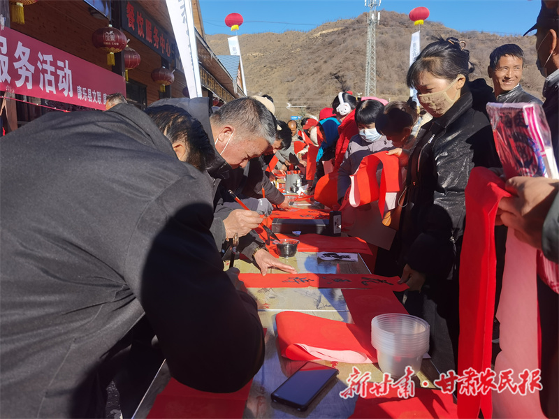 60e41391dee97d40efec86c4a8ceb23