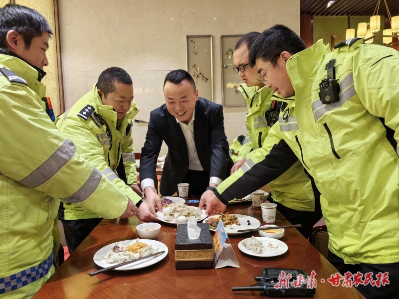 9de6cce7-c6a7-4697-af53-c30743660963_l