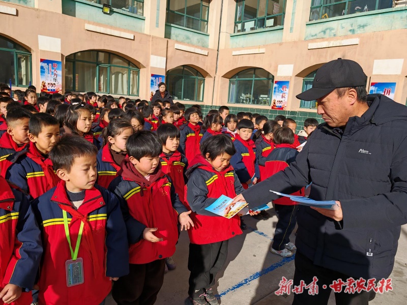 523b5df6-c355-4cb4-a533-63ad593a1ecb_l