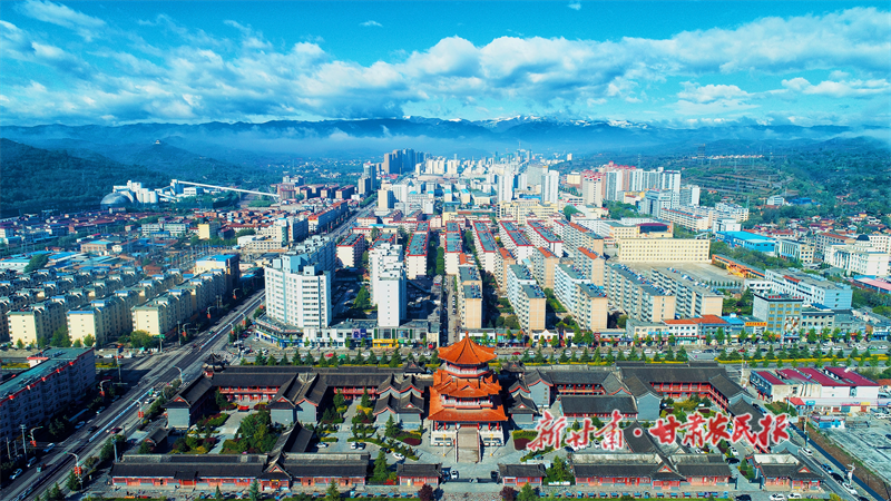 1753086408422179.png 華亭城市大景.png