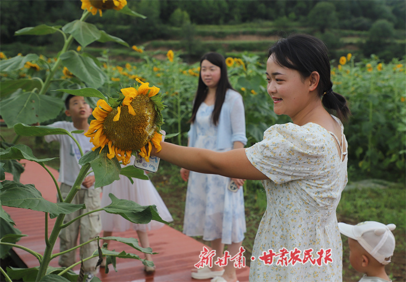 1753792121564336.jpg 1753719424868078685.jpg