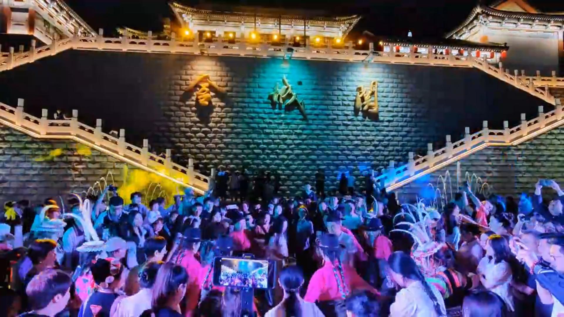 【如意甘肅·多彩非遺】甘肅非遺大舞臺(tái)展演季:全省非遺進(jìn)景區(qū)系列展業(yè)活動(dòng)第三場(chǎng)次在金城關(guān)步行街演出