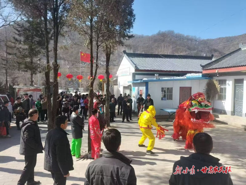 華亭策底鎮(zhèn)：社火里的文化“盛宴”