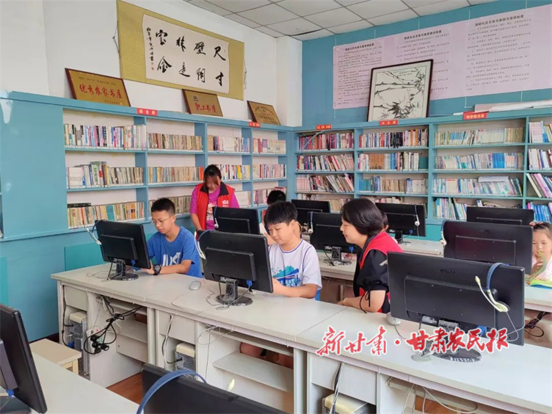 華亭：農家書屋點亮閱讀之光