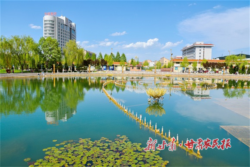 華亭：煤城蝶變綻新顏 文明新風(fēng)潤心田