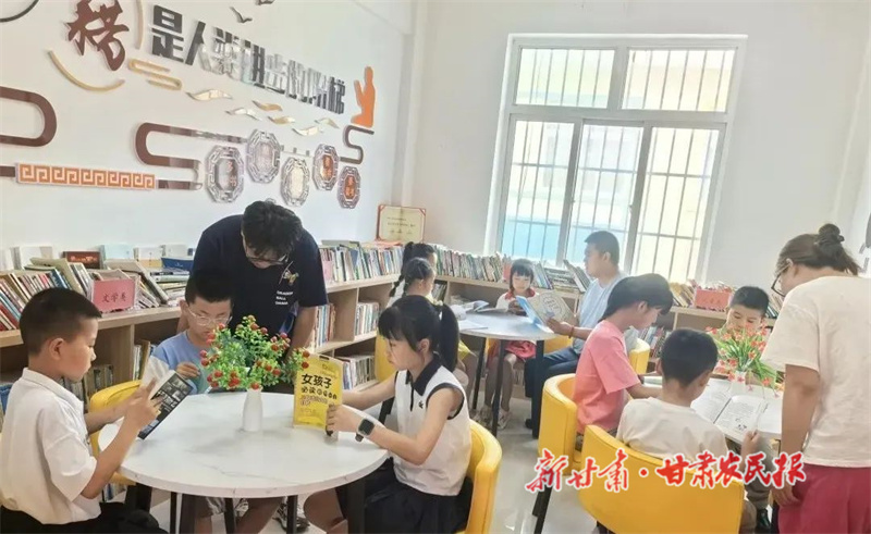 書香浸潤童心，安全護航假期——西和縣五鄉(xiāng)鎮(zhèn)依托農(nóng)家書屋分別開展暑期主題閱讀活動