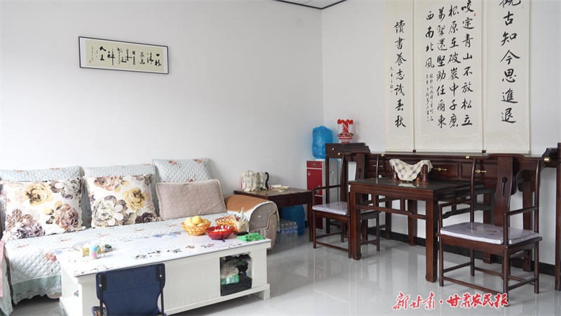 靜寧：挪出"憂居窩" 搬進(jìn)"幸福里"