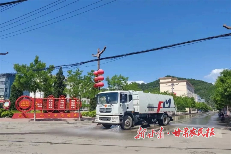 華亭：“連環(huán)招”解決小鎮(zhèn)“煙火事”