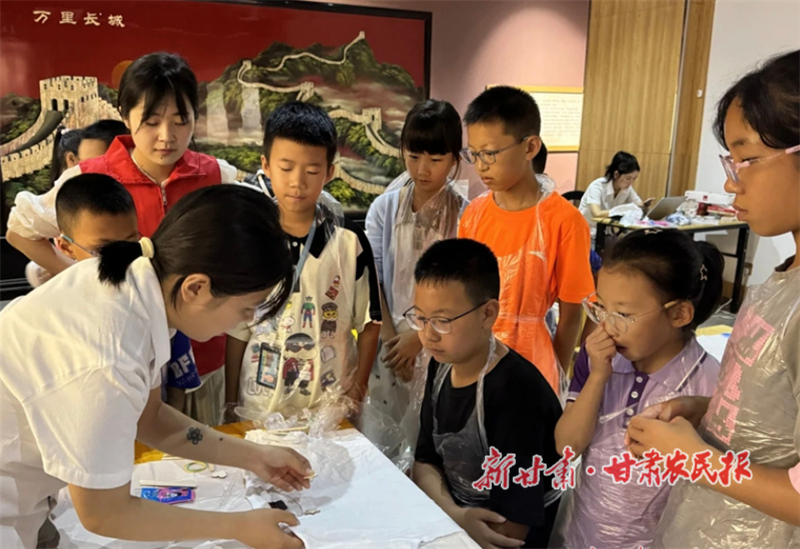 華亭:文明實踐變身“多彩課堂”