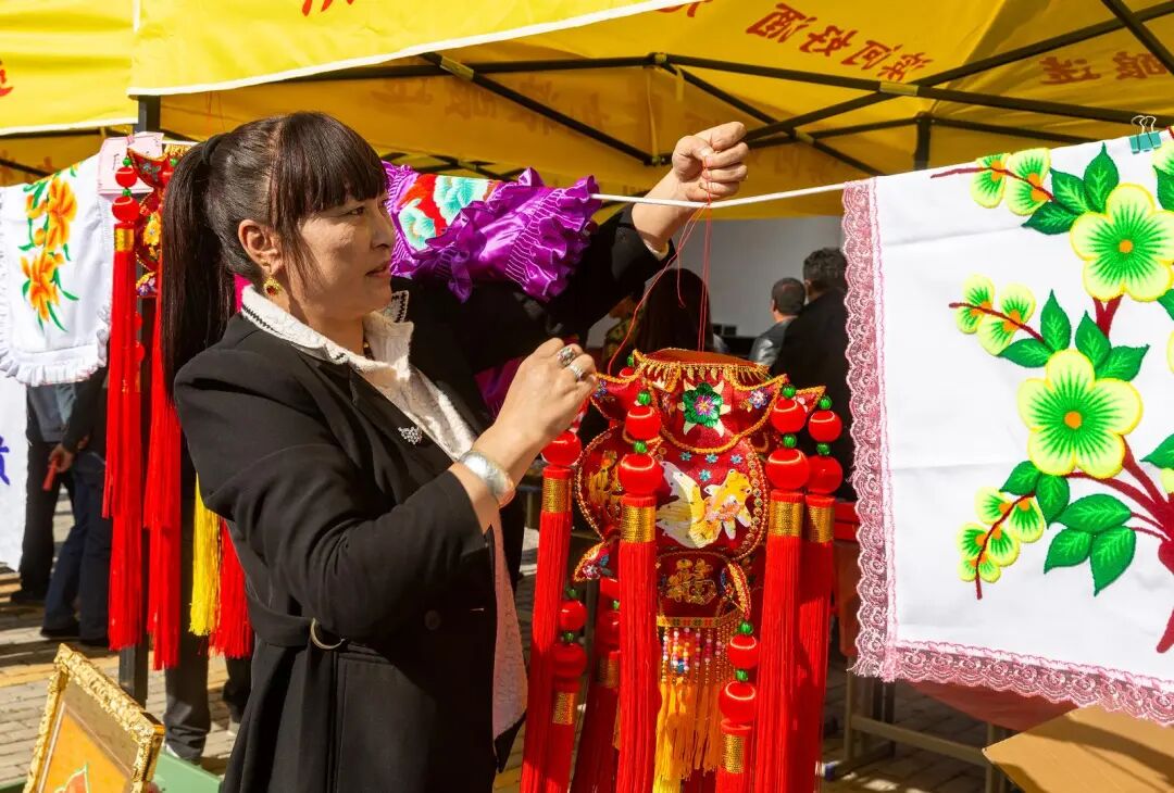 【圖片新聞】天祝縣舉辦“慶農(nóng)業(yè)豐收 享美好生活”主題慶?；顒?dòng)