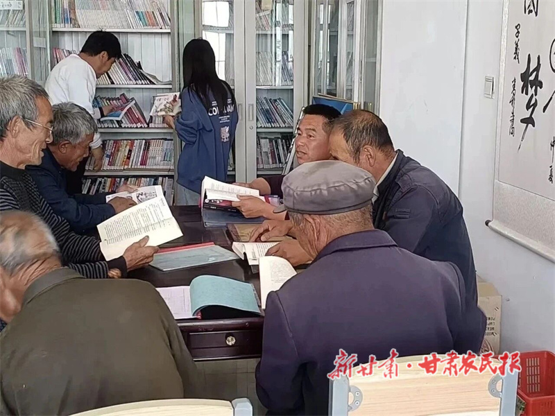 華亭:書香繞藥田,鄉(xiāng)風文明促振興