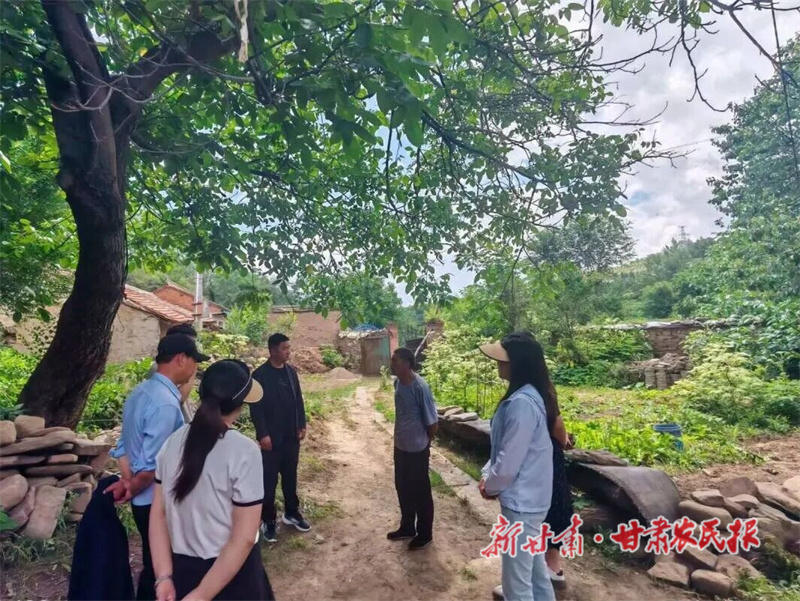 華亭:重心下移強(qiáng)服務(wù) 精準(zhǔn)施策解民憂