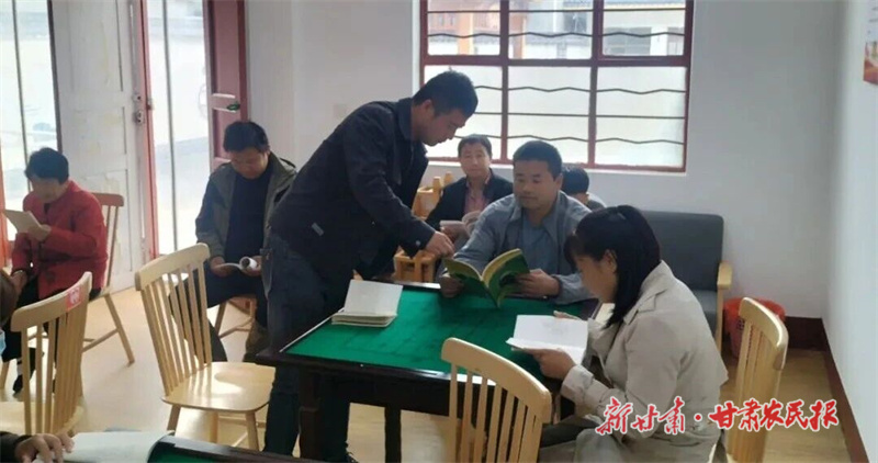 成縣:農(nóng)家書屋“充電”忙 讀書交流賦能農(nóng)業(yè)增效